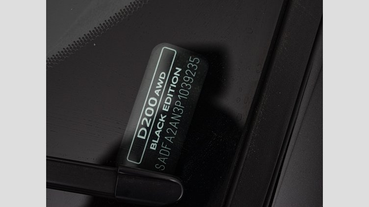 2023 認定中古車 Jaguar E-Pace サントリーニブラック D200 AWD（オートマチック） R-DYNAMICブラックエディション