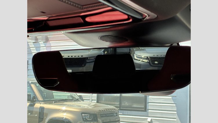 2020 認定中古車 Land Rover Range Rover Sport フィレンツェレッド 5.0リッターV8スーパーチャージドガソリンSVR（575 PS） SVR