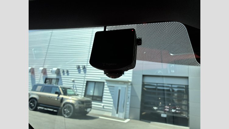 2020 認定中古車 Land Rover Range Rover Sport フィレンツェレッド 5.0リッターV8スーパーチャージドガソリンSVR（575 PS） SVR