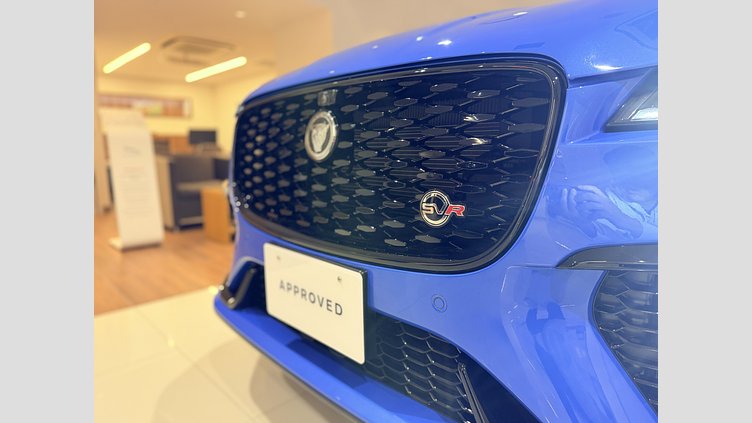 2023 認定中古車 Jaguar F-Pace ウルトラブルー P550 AWD（オートマチック） SVR
