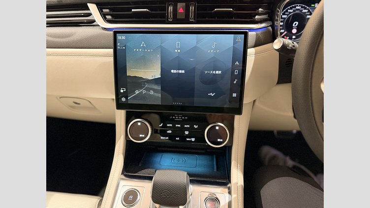 2023 認定中古車 Jaguar F-Pace ウルトラブルー P550 AWD（オートマチック） SVR