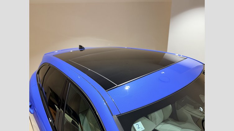 2023 認定中古車 Jaguar F-Pace ウルトラブルー P550 AWD（オートマチック） SVR