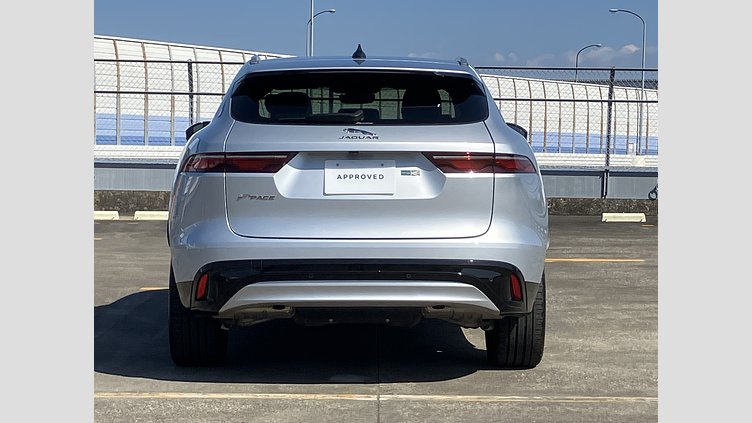 2022 認定中古車 Jaguar F-Pace ハクバシルバー P250 AWD（オートマチック） S