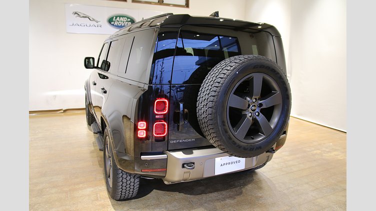 2024 認定中古車 Land Rover Defender 110 サントリーニブラック D350 ディーゼルマイルドハイブリッド X-Dynamic HSE