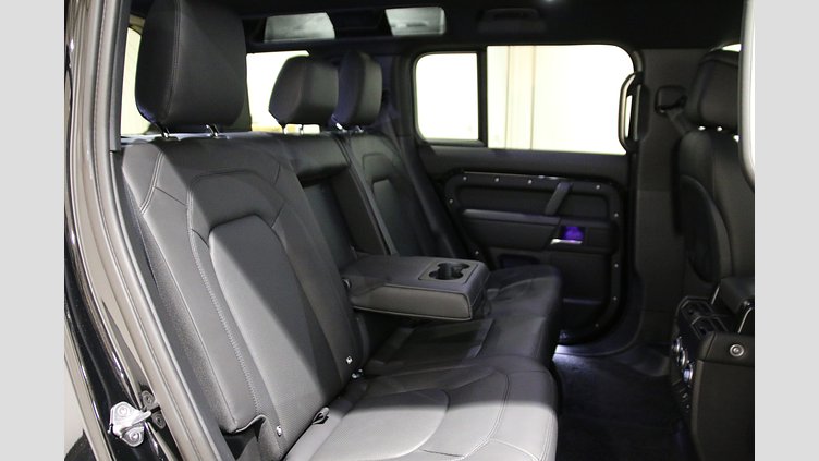 2024 認定中古車 Land Rover Defender 110 サントリーニブラック D350 ディーゼルマイルドハイブリッド X-Dynamic HSE