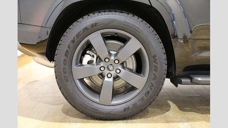 2024 認定中古車 Land Rover Defender 110 サントリーニブラック D350 ディーゼルマイルドハイブリッド X-Dynamic HSE