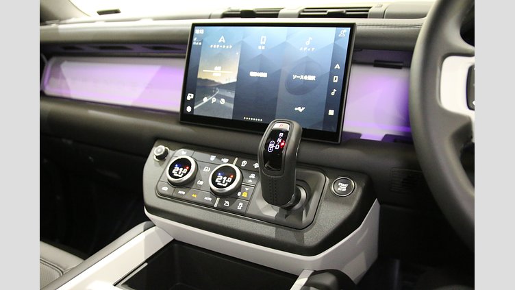 2024 認定中古車 Land Rover Defender 110 サントリーニブラック D350 ディーゼルマイルドハイブリッド X-Dynamic HSE