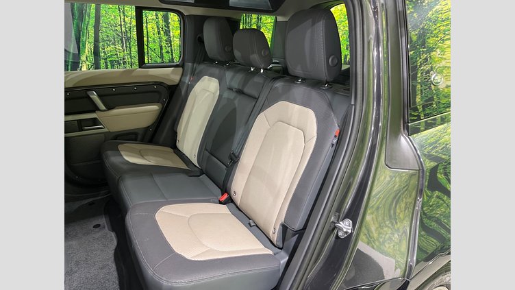 2023 認定中古車 Land Rover Defender 110 カルパチアングレイ D300 AWD（AT） X-DYNAMIC HSE