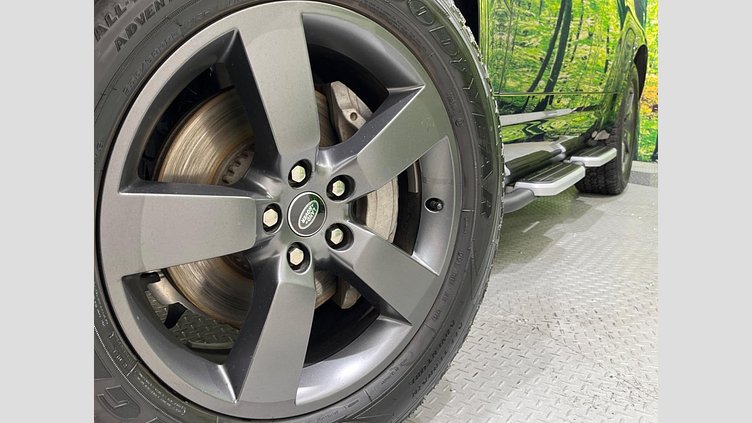 2023 認定中古車 Land Rover Defender 110 カルパチアングレイ D300 AWD（AT） X-DYNAMIC HSE