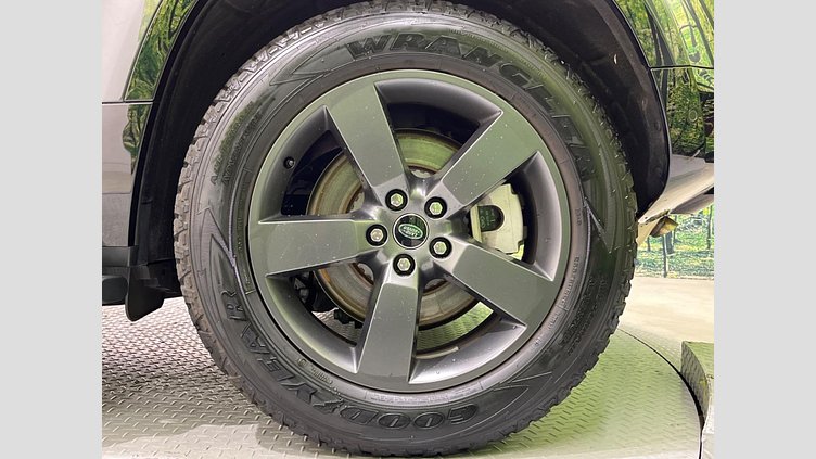 2023 認定中古車 Land Rover Defender 110 カルパチアングレイ D300 AWD（AT） X-DYNAMIC HSE