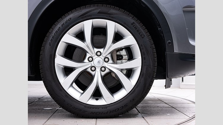 2020 認定中古車 Land Rover Discovery Sport アイガーグレー D180 AWD（オートマチック） S　D180