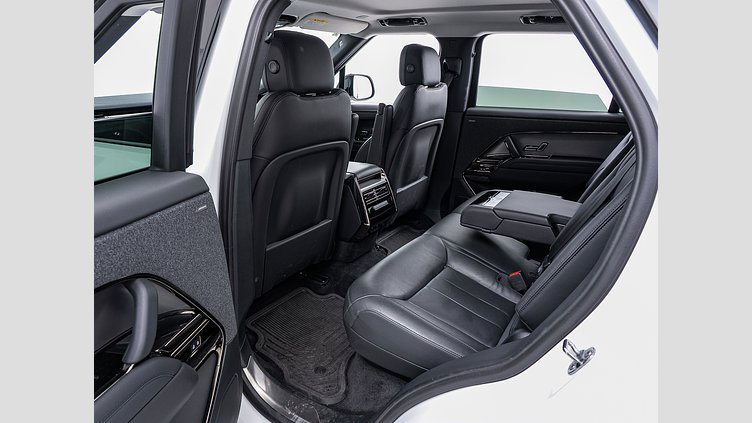 2023 認定中古車 Land Rover Range Rover Sport フジホワイト D300マイルドハイブリッド S　D300