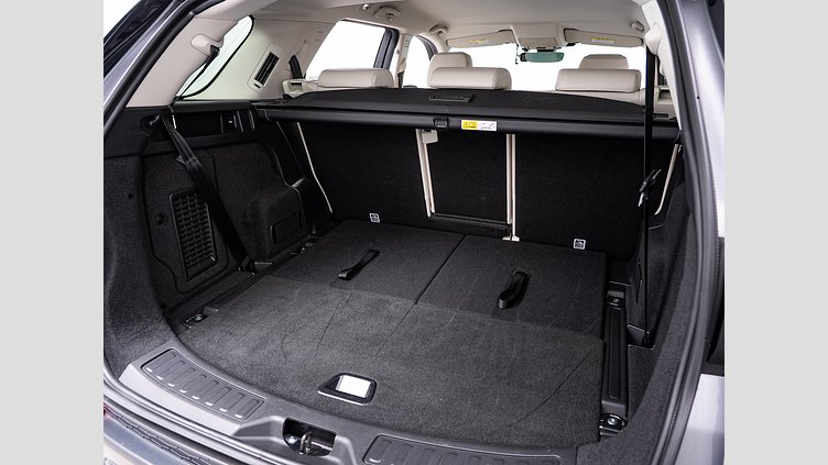 2020 認定中古車 Land Rover Discovery Sport アイガーグレー D180 AWD（オートマチック） S　D180