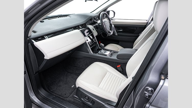 2020 認定中古車 Land Rover Discovery Sport アイガーグレー D180 AWD（オートマチック） S　D180