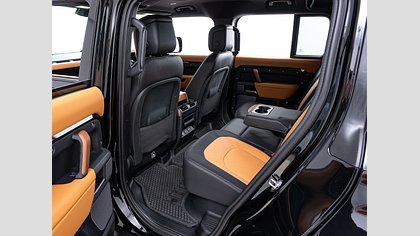 Defender 110 4