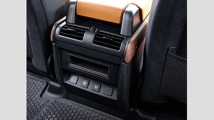 Defender 110 10