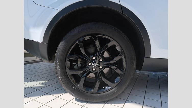 2017 認定中古車 Land Rover Discovery Sport Yulong White 2.0 litre i4D Diesel HSE