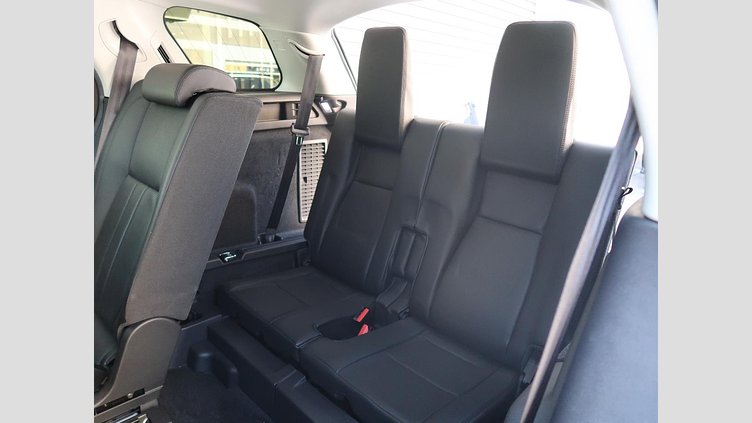 2017 認定中古車 Land Rover Discovery Sport Yulong White 2.0 litre i4D Diesel HSE