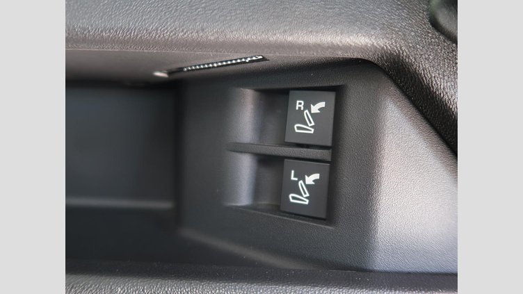 2017 認定中古車 Land Rover Discovery Sport Yulong White 2.0 litre i4D Diesel HSE