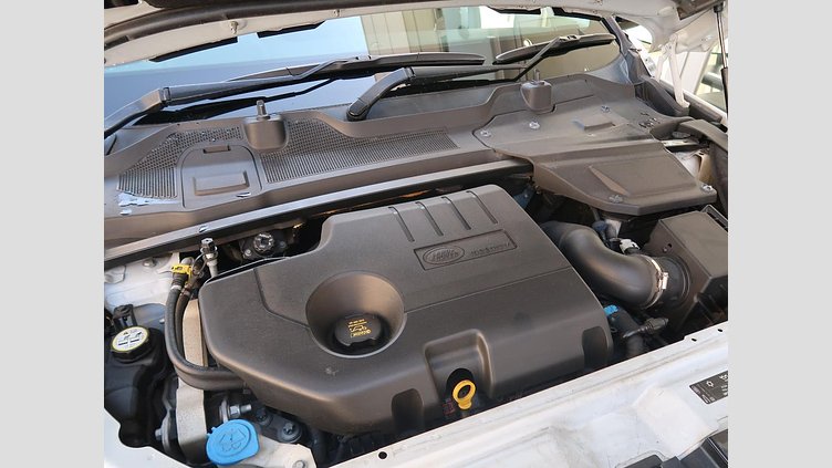 2017 認定中古車 Land Rover Discovery Sport Yulong White 2.0 litre i4D Diesel HSE