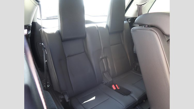 2017 認定中古車 Land Rover Discovery Sport Yulong White 2.0 litre i4D Diesel HSE