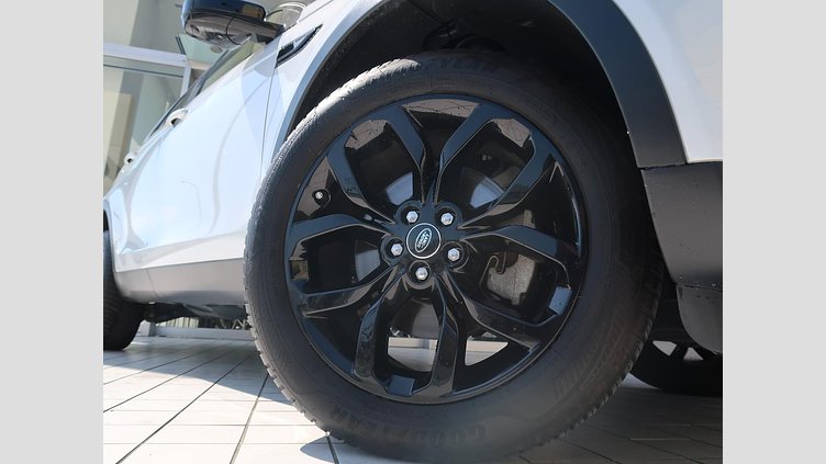 2017 認定中古車 Land Rover Discovery Sport Yulong White 2.0 litre i4D Diesel HSE