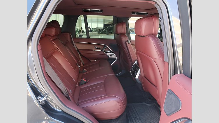 2023 認定中古車 Land Rover Range Rover カルパチアングレイ D300 AWD MHEV（AT） スタンダードホイールベース HSE