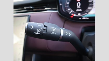 Range Rover 26