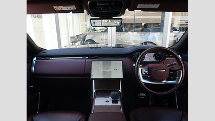 Range Rover 10