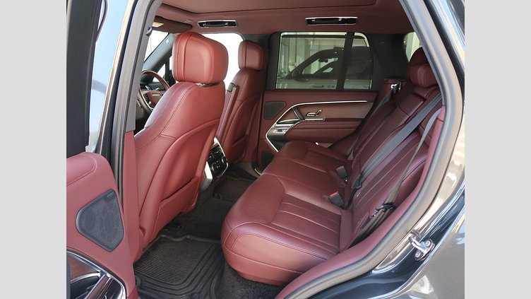 2023 認定中古車 Land Rover Range Rover カルパチアングレイ D300 AWD MHEV（AT） スタンダードホイールベース HSE
