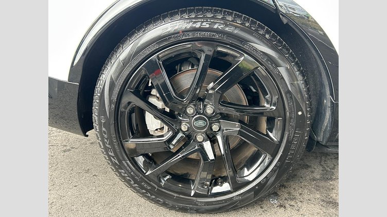 2024 認定中古車 Land Rover Discovery フジホワイト D350マイルドハイブリッド（ディーゼル） Dynamic SE