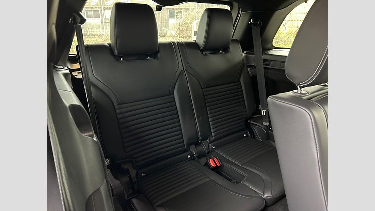 2024 認定中古車 Land Rover Discovery フジホワイト D350マイルドハイブリッド（ディーゼル） Dynamic SE