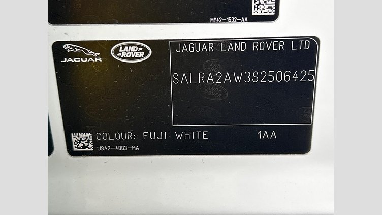 2024 認定中古車 Land Rover Discovery フジホワイト D350マイルドハイブリッド（ディーゼル） Dynamic SE