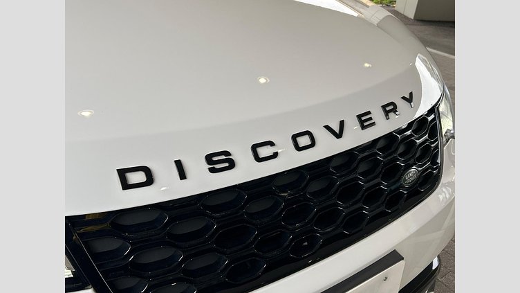 2024 認定中古車 Land Rover Discovery フジホワイト D350マイルドハイブリッド（ディーゼル） Dynamic SE