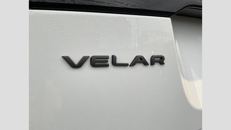 2024 認定中古車 Land Rover Range Rover Velar フジホワイト D200マイルドハイブリッド（ディーゼル） スタンダードホイールベース Dynamic SE
