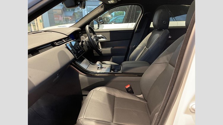 2024 認定中古車 Land Rover Range Rover Velar フジホワイト D200マイルドハイブリッド（ディーゼル） スタンダードホイールベース Dynamic SE