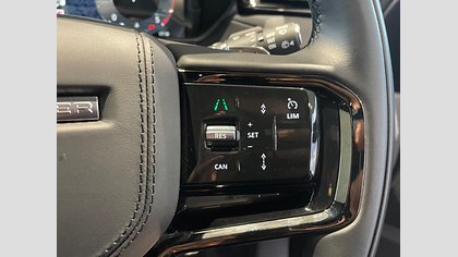Range Rover Velar 32