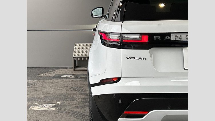 2024 認定中古車 Land Rover Range Rover Velar フジホワイト D200マイルドハイブリッド（ディーゼル） スタンダードホイールベース Dynamic SE
