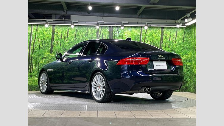 2017 認定中古車 Jaguar XE Loire Blue 2WD 8AT
 R-Sports