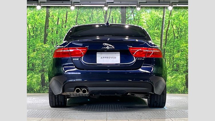 2017 認定中古車 Jaguar XE Loire Blue 2WD 8AT
 R-Sports