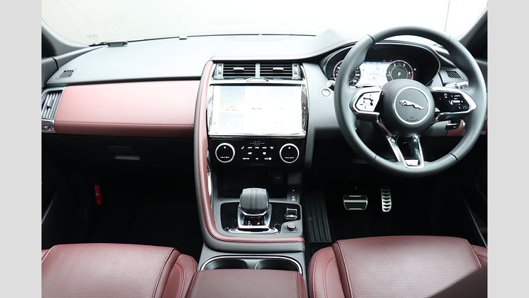 2024 認定中古車 Jaguar E-Pace サントリーニブラック D200マイルドハイブリッド（ディーゼル） R-DYNAMIC SE