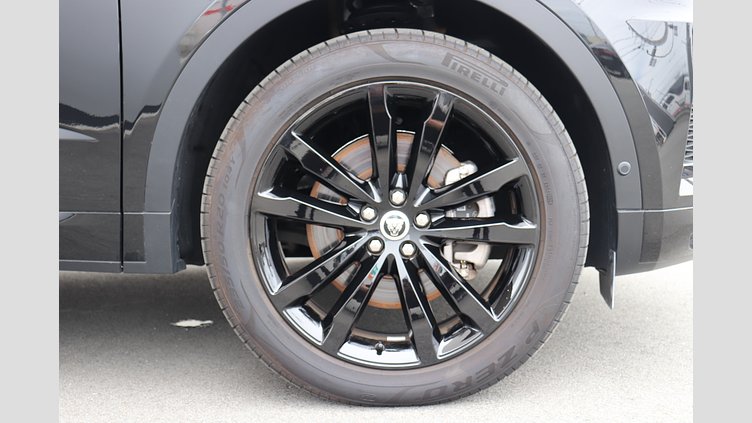 2024 認定中古車 Jaguar E-Pace サントリーニブラック D200マイルドハイブリッド（ディーゼル） R-DYNAMIC SE