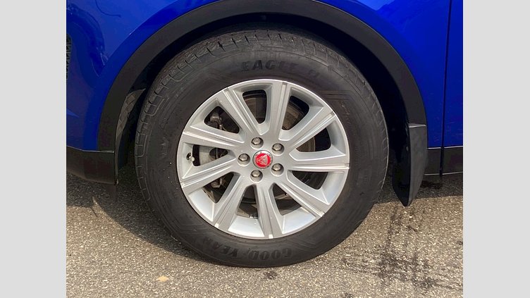 2018 認定中古車 Jaguar E-Pace シージアムブルー D180 オートマチック全輪駆動 S
