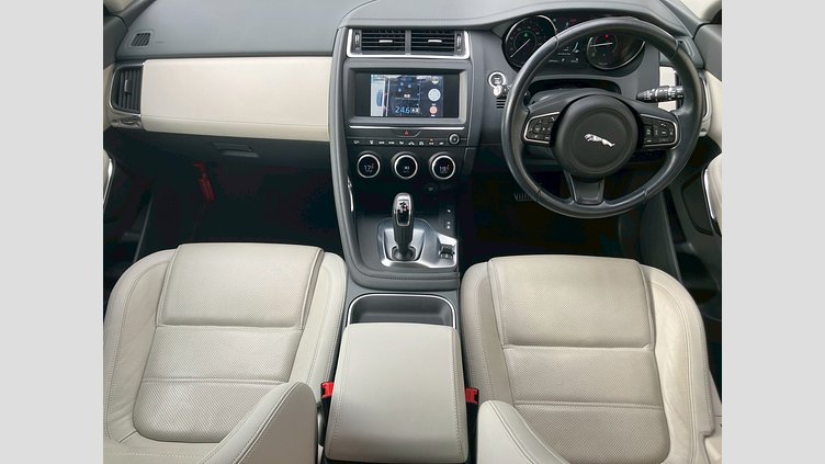 2018 認定中古車 Jaguar E-Pace シージアムブルー D180 オートマチック全輪駆動 S