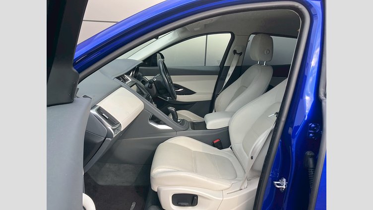 2018 認定中古車 Jaguar E-Pace シージアムブルー D180 オートマチック全輪駆動 S