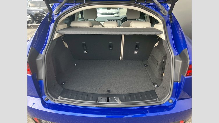 2018 認定中古車 Jaguar E-Pace シージアムブルー D180 オートマチック全輪駆動 S