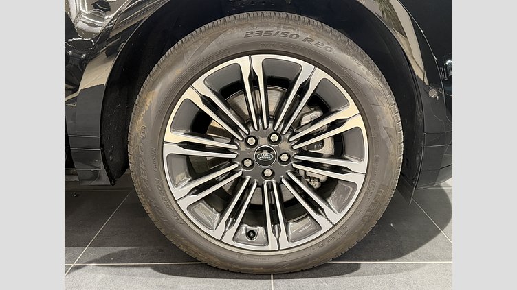 2024 認定中古車 Land Rover Range Rover Evoque サントリーニブラック D200マイルドハイブリッド（ディーゼル） Standard Wheelbase DYNAMIC SE