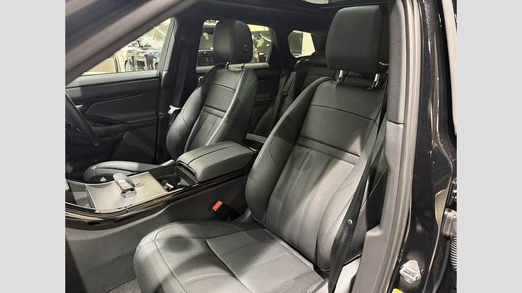2024 認定中古車 Land Rover Range Rover Evoque サントリーニブラック D200マイルドハイブリッド（ディーゼル） Standard Wheelbase DYNAMIC SE