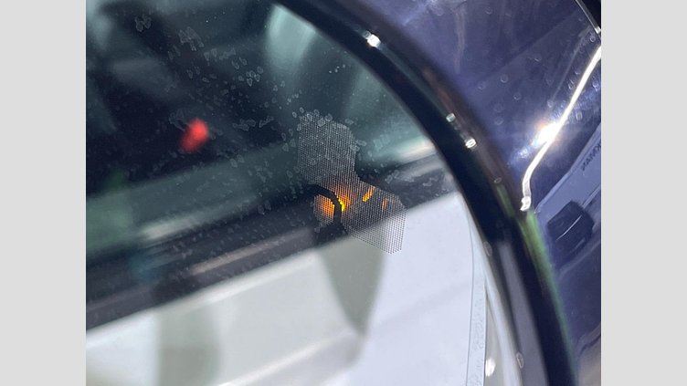 2021 認定中古車 Land Rover Defender 110 ユーロンホワイト D300 AWD（AT） S