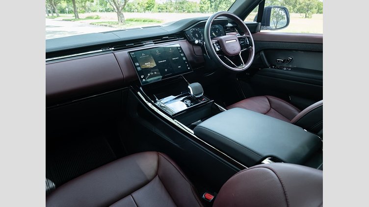 2024 Approved Land Rover Range Rover Sport Fuji White AWD Auto D350 Dynamic HSE